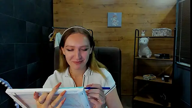 LisaaJackson online show from July 1, 12:15 pm