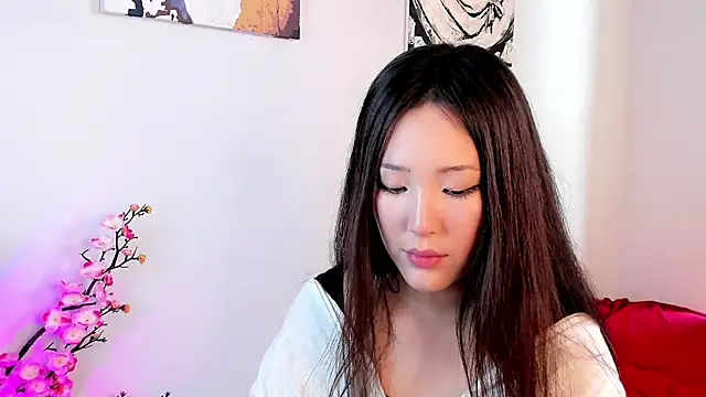Lillie sunn online show from June 26, 10:49 am
