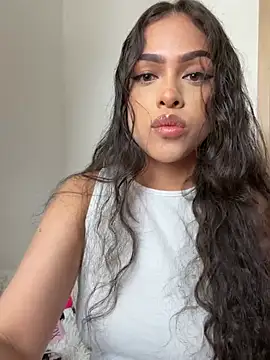 MilaHank online show from July 21, 3:35 pm