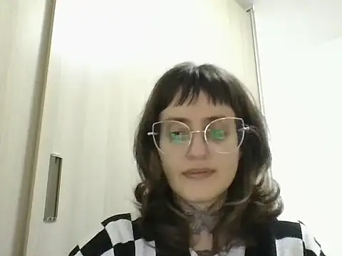 cathyfire online show from June 18, 8:03 pm