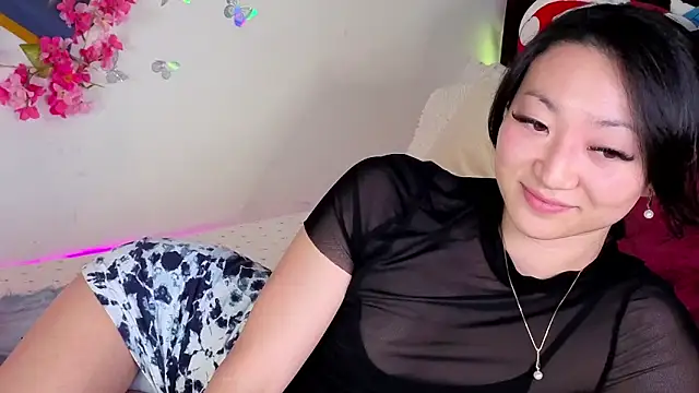 Snapshot of MySweetSofie chatting on September 13, 5:48 am MySweetSofie online show from September 13, 5:48 am