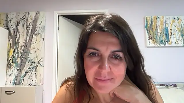 Jonellasa online show from July 4, 11:17 am