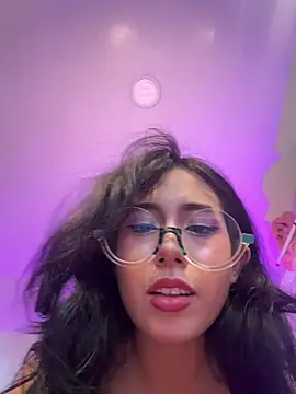 Vi anayaa online show from August 4, 1:39 pm