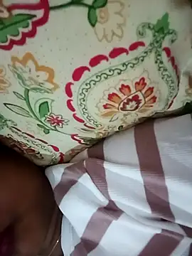 avii5 online show from July 25, 7:32 pm