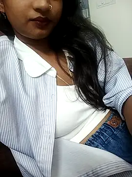 avii5 online show from July 15, 5:17 pm