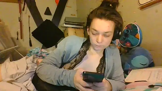 daddiesgurl69 online show from July 19, 8:16 am