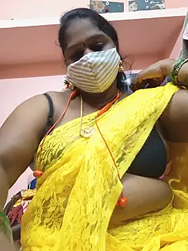 yalini1431 online show from August 7, 8:49 pm