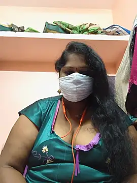 yalini1431 online show from July 7, 7:49 pm