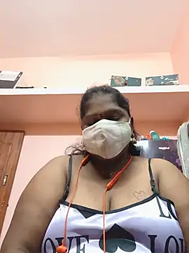 yalini1431 online show from July 30, 11:05 pm