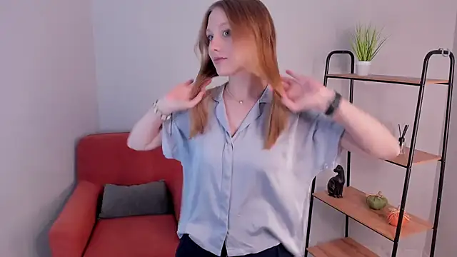Elizabeth Hunt online show from July 4, 10:33 am