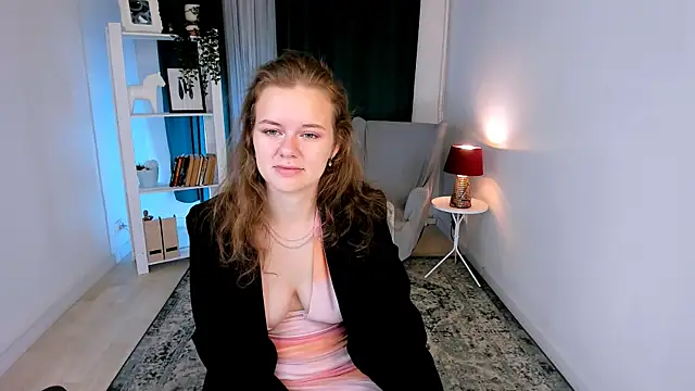 jade cross online show from July 10, 10:59 am