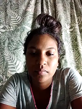 MISS GOOD TIME online show from July 6, 4:42 pm