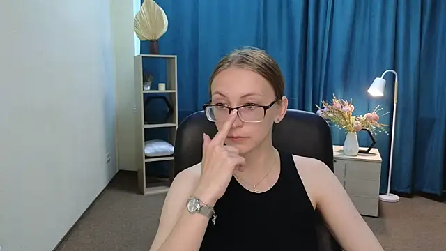 AlonaGolembeski online show from July 14, 5:12 am