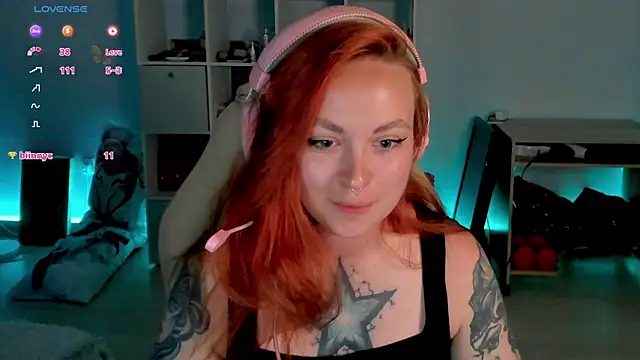 Annie  Bloom online show from July 29, 3:56 pm