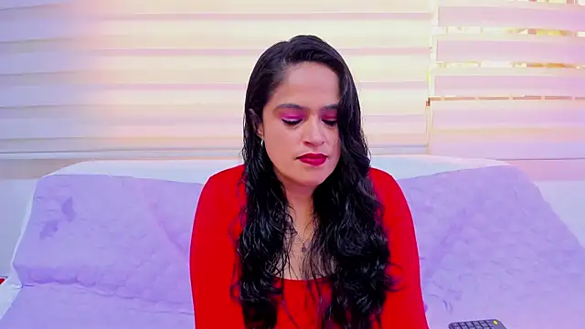 MaluRivers  online show from July 13, 8:31 pm