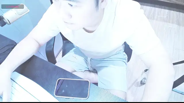 xiaoxiao-666 online show from August 2, 3:48 pm