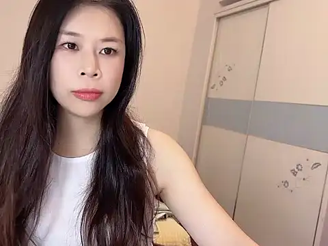 A-Luo online show from August 4, 6:30 am