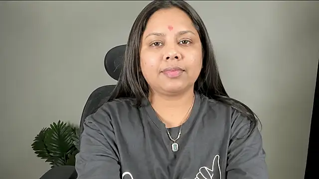 Varsha-ji767 online show from July 16, 7:51 pm