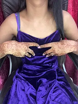 Hot rozzy jaan online show from August 6, 9:49 am