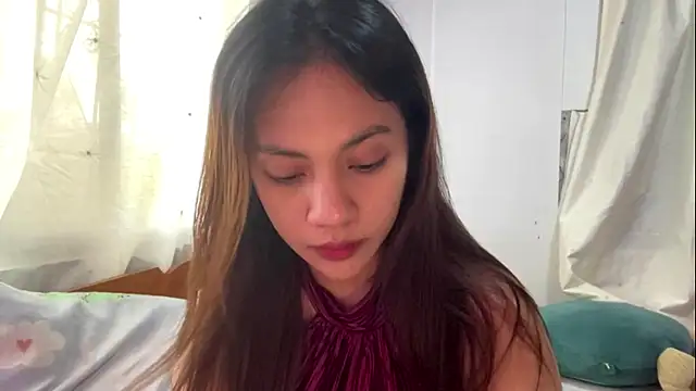 ElviaRoettgen online show from July 19, 7:54 am