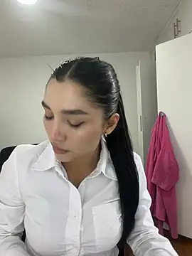 Alessia Romano1 online show from July 29, 8:42 pm