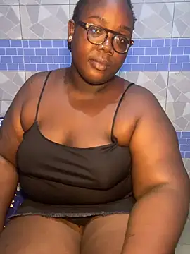bigblackghurl online show from July 31, 11:17 pm