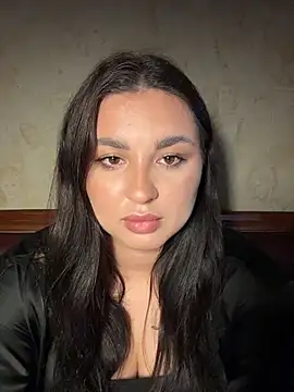 KellyNomerysx online show from August 3, 11:43 pm