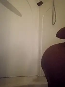 Xochillovemoney2 online show from April 7, 8:16 am