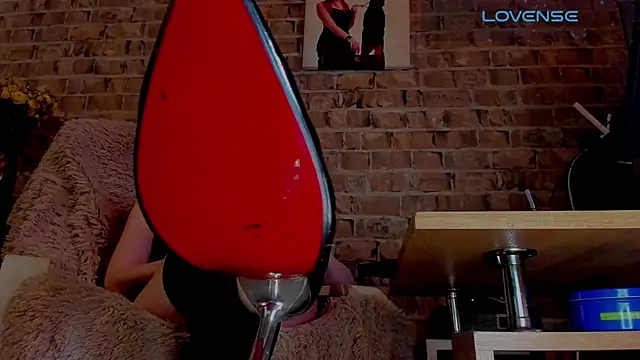 MrsVenus online show from February 19, 12:37 pm