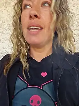  NinaLuvSins  online show from October 4, 2:32 pm