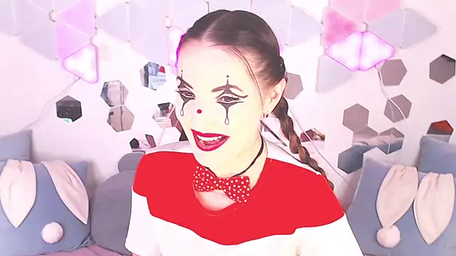 LexiKiss online show from December 13, 10:59 pm