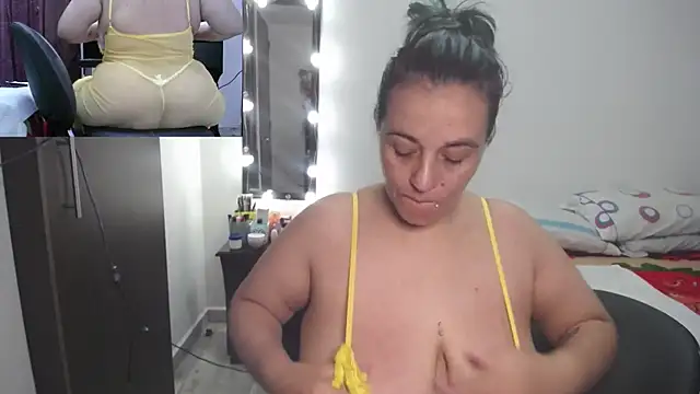 zoe hotxxx online show from November 1, 2:43 pm