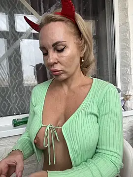 Hotnessi online show from November 1, 11:47 am