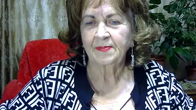 Emma52610 online show from February 19, 2:38 pm