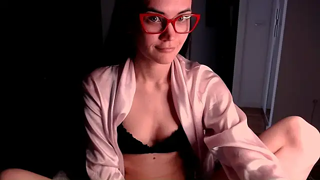 EvelynGG online show from March 5, 11:39 am