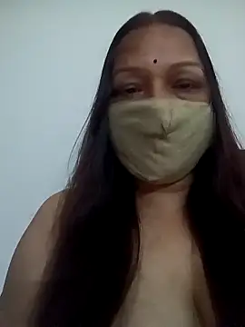 naughtymadam online show from March 13, 3:41 am