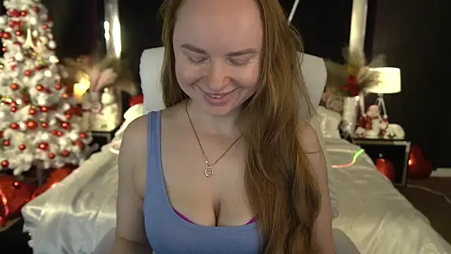 MiaRedFox online show from December 16, 6:41 am