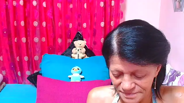 SLUTTYROXY online show from April 12, 4:54 pm