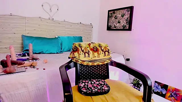 lilahSweet online show from September 13, 12:46 pm