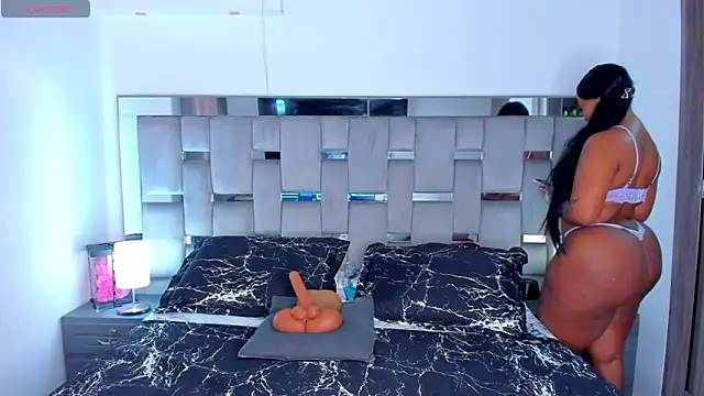 Cammiila online show from March 2, 1:40 pm