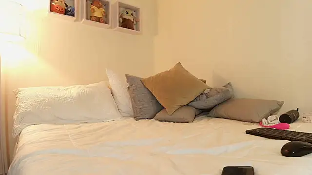 matilda 69x online show from December 5, 1:05 am