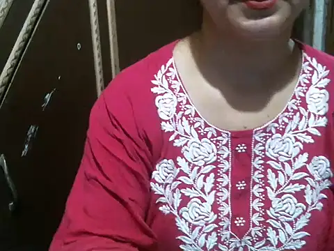 Snapshot of UrsMansi chatting on September 25, 6:12 am UrsMansi online show from September 25, 6:12 am