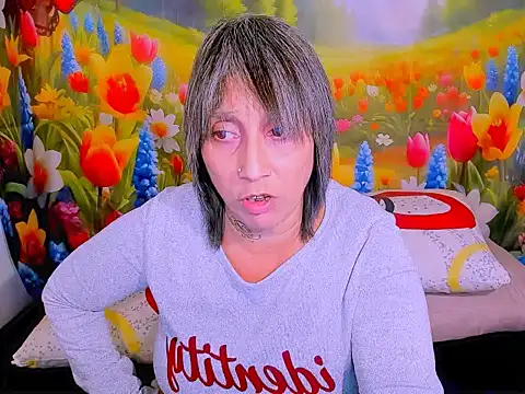 indianroxy online show from April 2, 4:59 pm