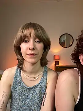 Jitoon Exe online show from November 15, 8:21 pm