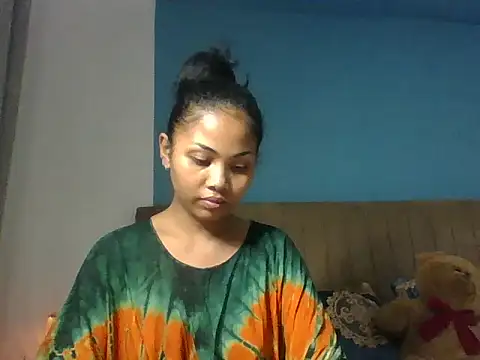 naya86 online show from April 29, 2:31 pm