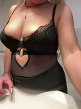 Wet-Pussycat online show from November 16, 1:07 am