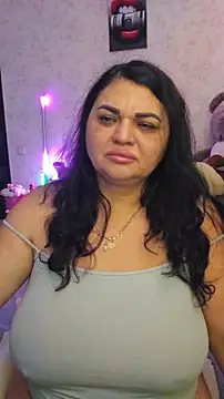 littleRikka online show from February 24, 9:13 pm