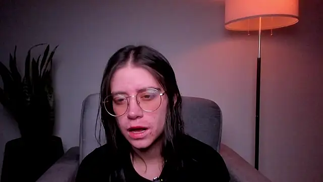 HazelKush online show from February 22, 10:21 pm