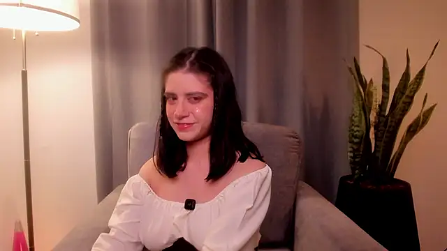 HazelKush online show from February 9, 10:56 pm