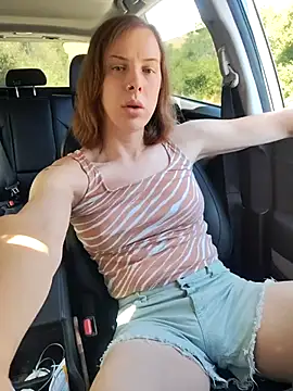 TsSnailGirl69 online show from September 16, 7:44 pm